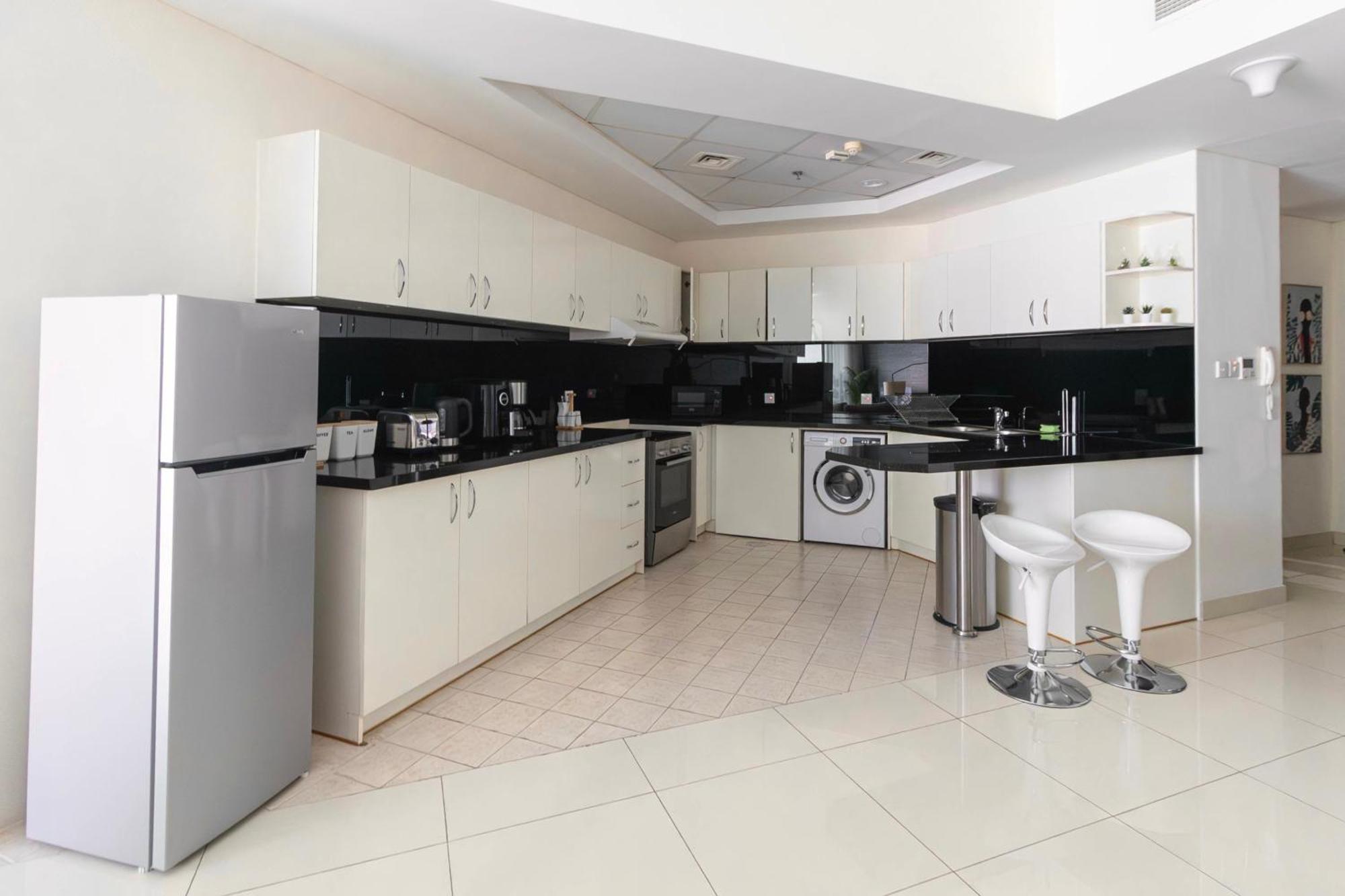 Relaxing 2Br Haven In Dubai Marina Perfect Location & Amenities公寓 外观 照片